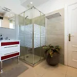 Apartamento Práctico Y Familiar Cerca De La Playa De - Oasis Cove *