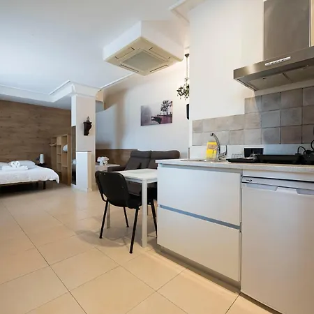 Práctico Y Familiar Cerca De La Playa De - Oasis Cove Zarautz